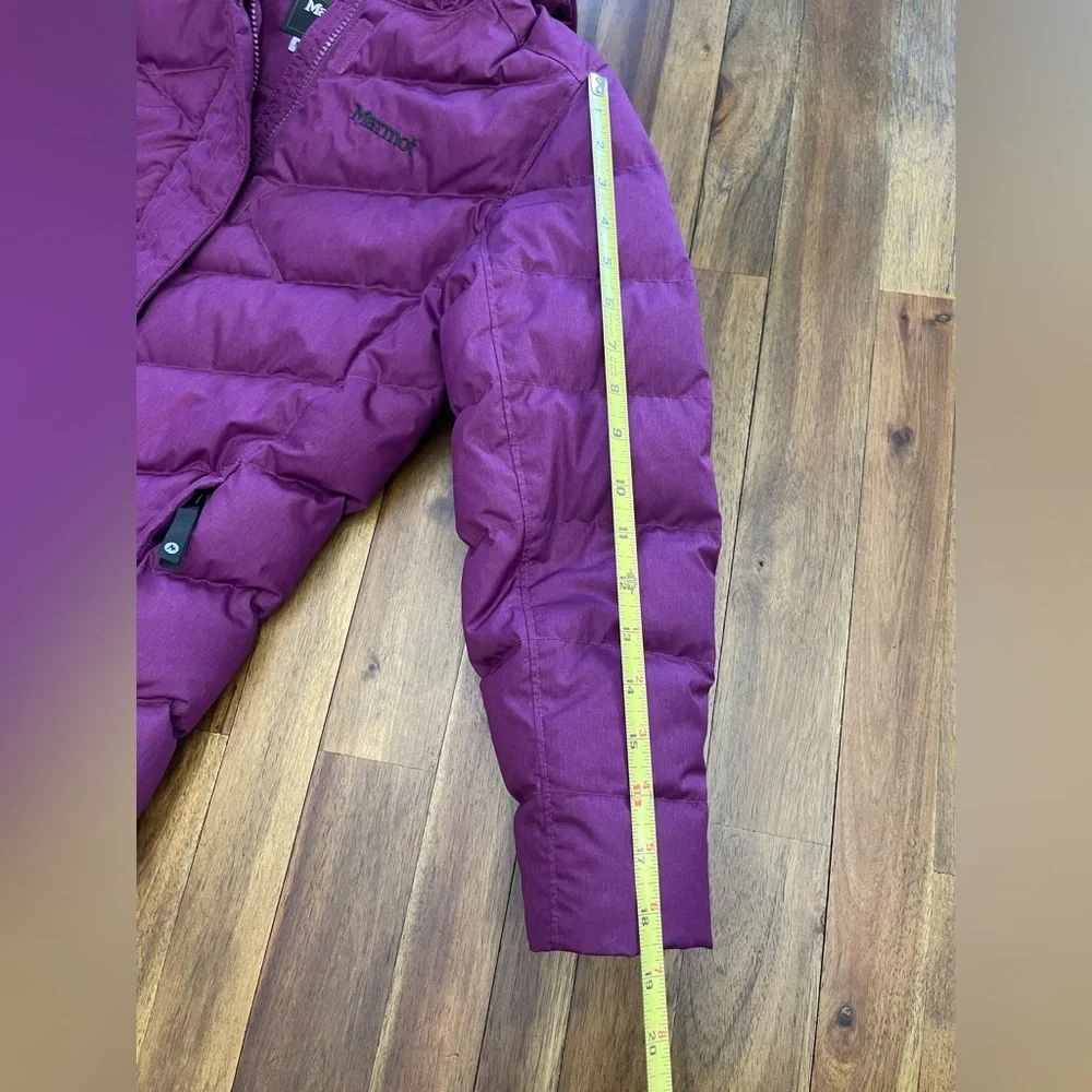 Marmot Puffer Coat with Fur Hood purple girls medium 700 down fill